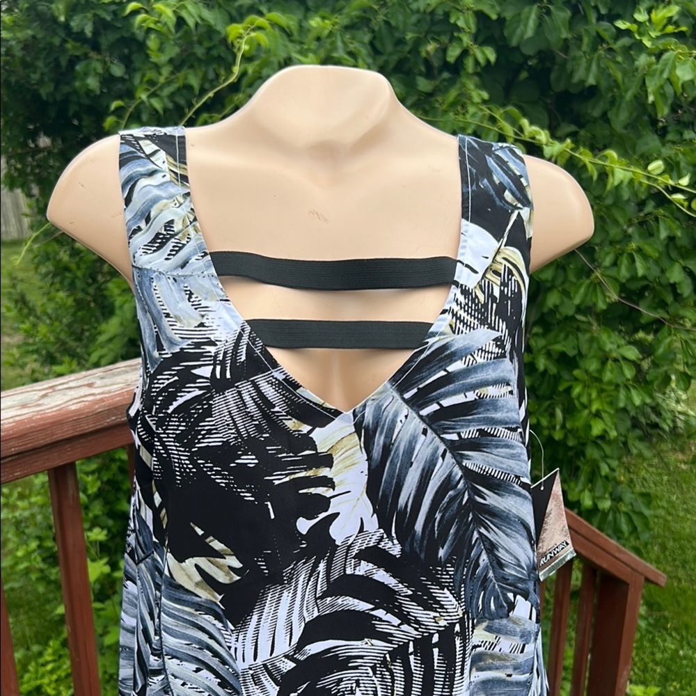 Project RUNWAY Black and White Sleeveless Sundress Size M. Tags Attached